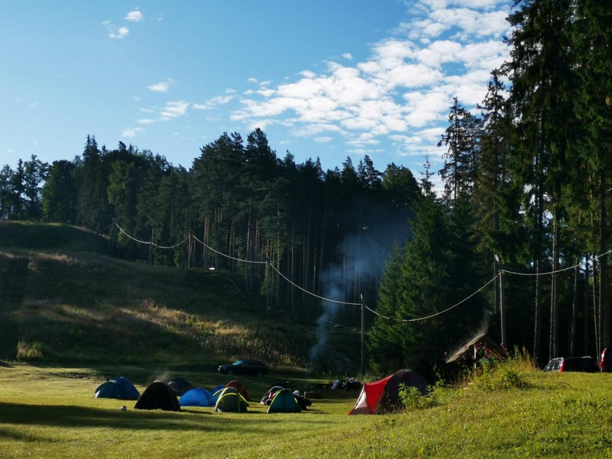 Kempings Ozolkalns Cesis Bagian luar foto