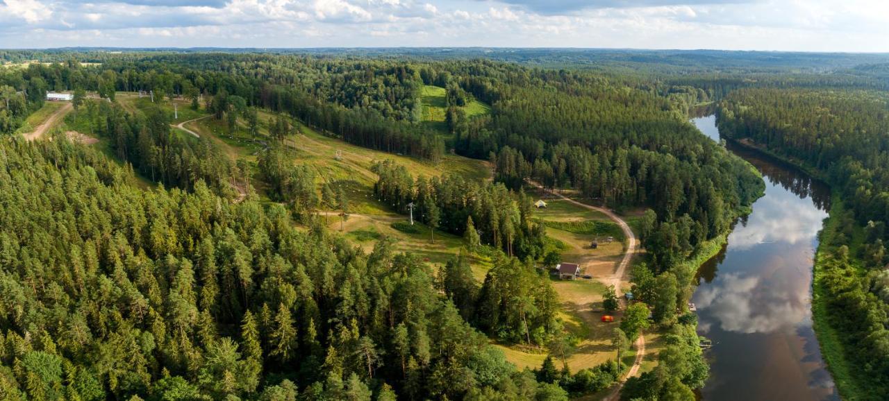 Kempings Ozolkalns Cesis Bagian luar foto