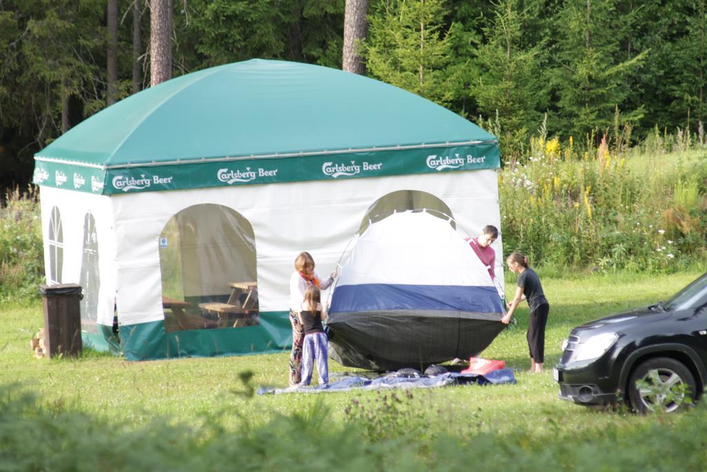 Kempings Ozolkalns Cesis Bagian luar foto
