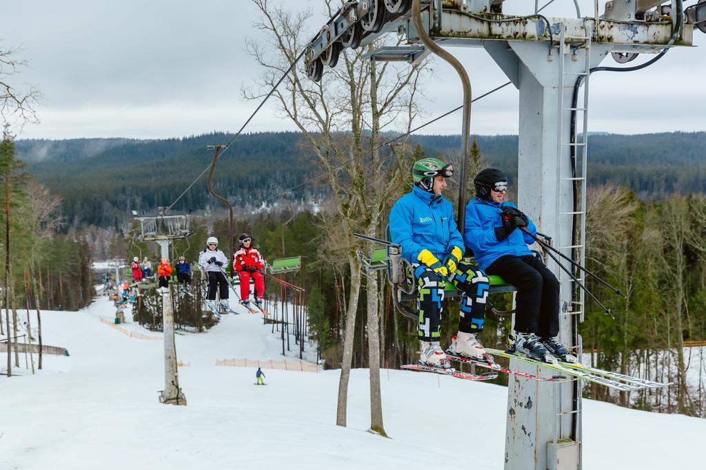 Kempings Ozolkalns Cesis Bagian luar foto