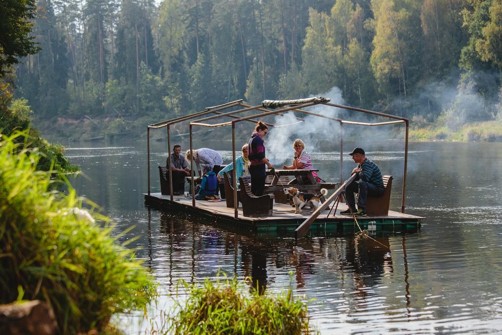 Kempings Ozolkalns Cesis Bagian luar foto