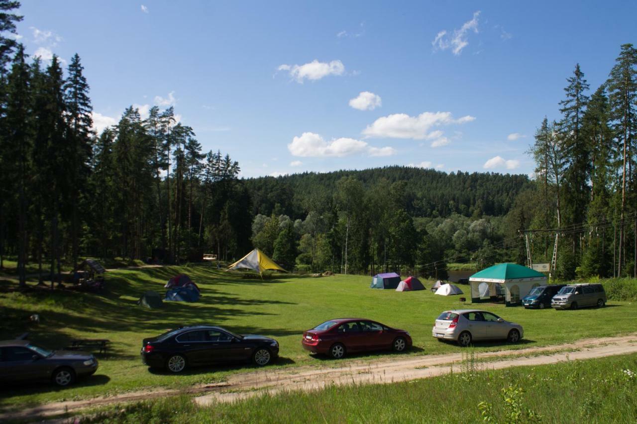 Kempings Ozolkalns Cesis Bagian luar foto